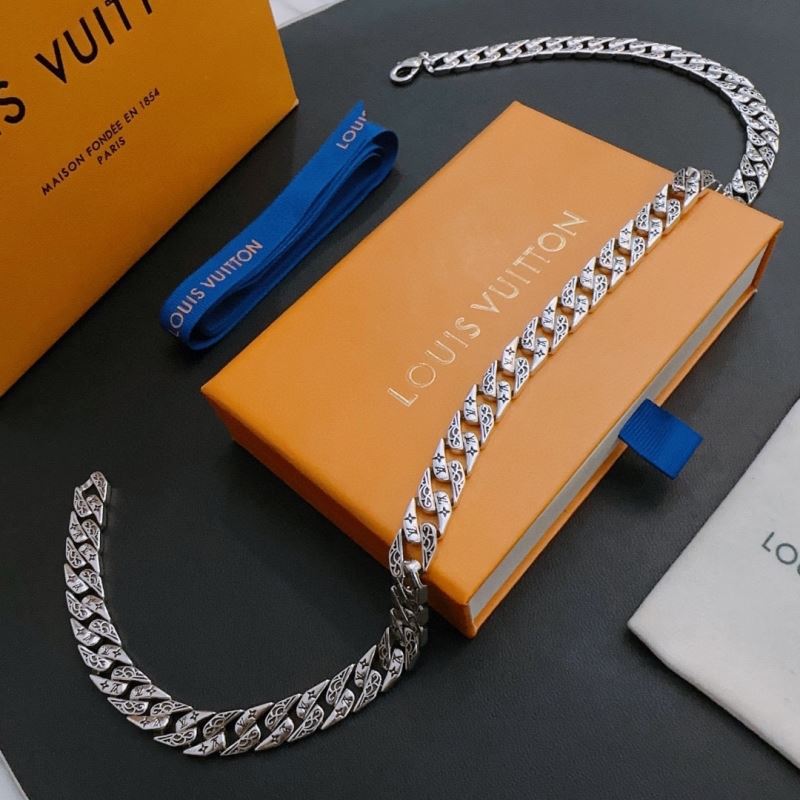 Louis Vuitton Necklaces